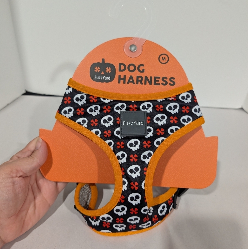 NWT FuzzYard Halloween Skulss Orange, White & Black Dog Harness in Size Medium